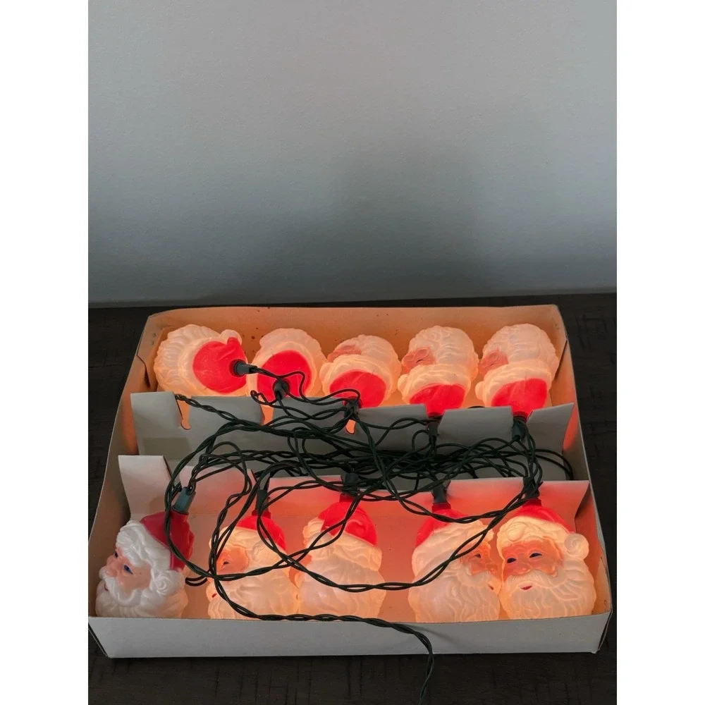 Santa's World 10 Blow Mold Vintage Novelty Tree Lights Tested Works In Box
